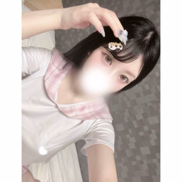 こんばんわ🌙まどかです！

本日も19時〜24時で出勤します❕🤍

ご予約完売してます🙇‍♂️♡
きてくださるお兄さん、お気をつけてお越しください🥹🫶🏻



きのうのお礼です💌


⭐︎

🤍本指名様80分🤍
会ってない間におすすめしたお店4回も行ってくれてて私よりもプロ😹！
次またおすすめしたの食べに行ったら感想待ってます⭐️
やっぱり話してて面白いし楽しくて最高ですദ്ദി＞ᴗ＜)💘
学生時代のファンキーエピソードもっと聞きたい👂🏻😂
またいつでも待ってます❣️✨

⭐︎

🤍HP指名様80分🤍
歳近いお兄さん👦🏻♩
ホテル待ちの時間も楽しくお話ししてくれて嬉しかった🥹🫶🏻
舐めるのうますぎっていっぱい褒めてもらえて満足です〜にやにや（＾ω＾）⭐️
くる前にスタミナつけてきててよかったですよね！（笑）
連絡先交換できたしいつでも連絡ください👥💕💕