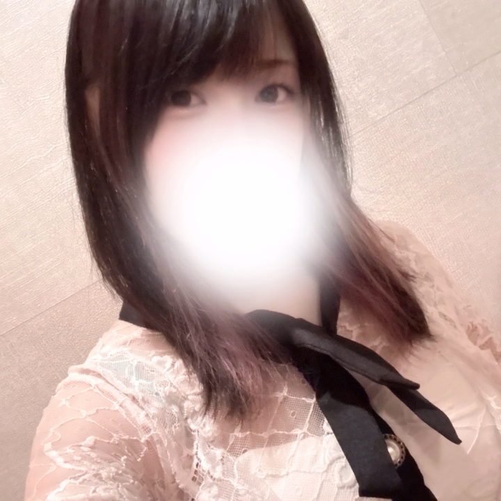 明日7時からとなっております❣️

7時から17時50分頃までご予約お取りできますので、金曜日遊びに来ちゃってくださいね🫶🏻

お待ちしてまーす💗
