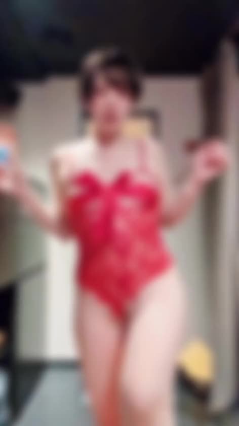 わたしは鼻歌と独り言が多い…！
全身ちゃんとうっつてる動画少なめなのであげてみよーっと🎺パフ！