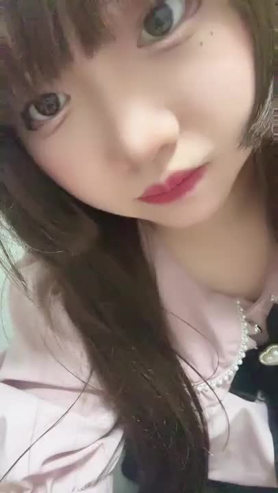 実はお兄さんに褒められることが多いのがフェラなんです🥰

ピアスは気づかれないことの方がおおいんだけど口でいったことないーってお兄さんいたり舌ピついてるふぇらってどんなの！？って気になったお兄さんいたらぜひ体験してきて😍😍

もちろん一回戦だけじゃおわらせないよ😍