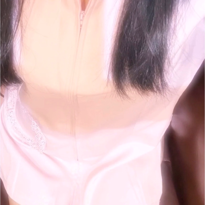 本日遊んでくれたお兄さんたち、ありがとうございました🥰

そして完売ありがとうございました😭🤍

最初は少し緊張してたけど、優しいお兄さんばかりでいっぱい笑わせてもらいました✨

コスプレ好きなお兄さんともお話できて楽しかったし、電マで一緒にドキドキした時間も忘れられません🙈💕

帰る頃には「もう終わっちゃうの？」って思うくらいあっという間でした🥺

次回は明日11:00〜17:30です🌸

スレンダーだけどぎゅーってされるの大好きなので、たくさん甘えさせてください🤍

また会えるの楽しみに待ってます🐰💕