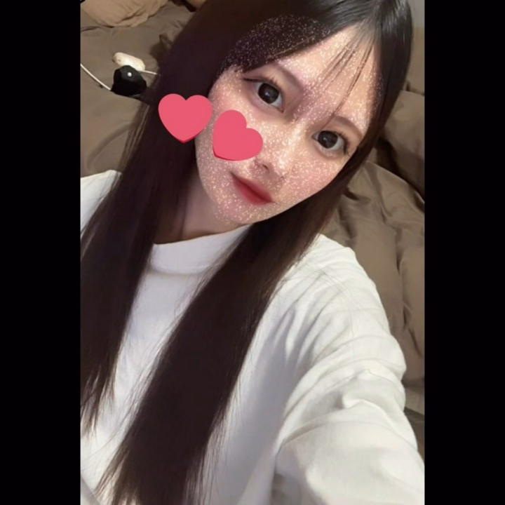 本日9時から珍しく長時間出勤する予定です♡♡

夜まではいると思うので会いに来てくださるお兄様まってます🥺

ひめか