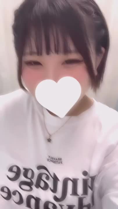 お兄様は年末何して過ごすの〜？？

私は毎年大晦日はカウントダウンせずに21時ぐらいに寝てました(笑)

朝4時ぐらいの人が少ない時間に家族で初詣に行ってました😚💖