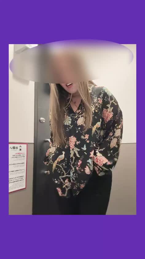 こんなん好き〜？💕ジムの時はTバックじゃ食い込んじゃっていたたぁ〜だから普通のおパンツなの♥️普段普通のおパンツ履かないから未だに慣れないしもっとかわゆいお洋服着ておけば良かった〜😆💕