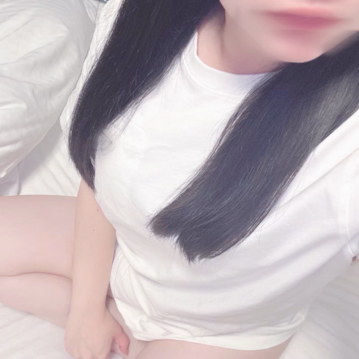 おはようございます- ̗̀ ☺︎ ̖́-


今日は
12:00-24:00で
出勤してます( ᎔˘꒳˘᎔)


今日は
華の金曜日🌸


あいにくの雨模様ですが
ホテルでまったり
さなと秘密の時間を過ごしませんか🤭??