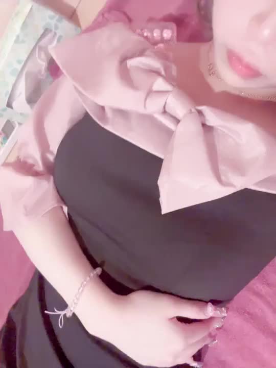 めろちゃんとねんねしよー^_^