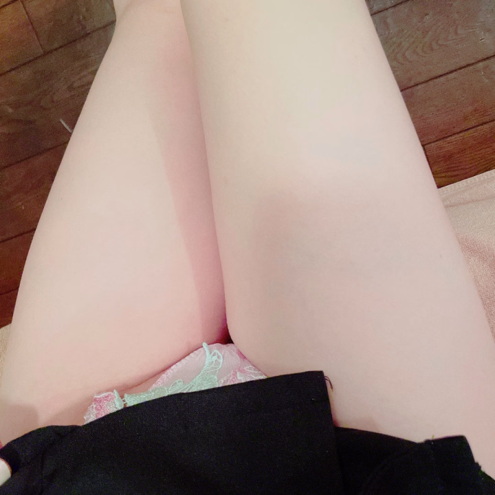 こんばんは♡今日も出勤してます