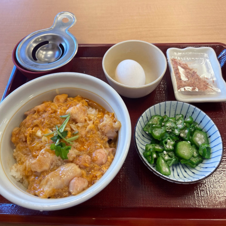 1日3件日記書かなきゃいけないのに、また忘れてたので、この前食べたなか卯の親子丼の写真載せておきます😇なか卯美味しいよね