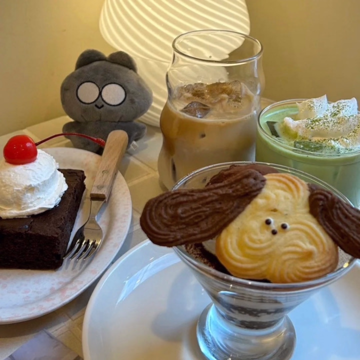昨日意気揚々とひめちゃんも上げたのに
シゴト終わらせること出来んくて出勤できなかった…ごめんね、、

悲しく同僚の恋バナ聞きながらお仕事頑張ったよ、🥲‎

今日はこの後から2号館と5号館にいるよ！！24時までいるからぜひ会いに来てね🐰