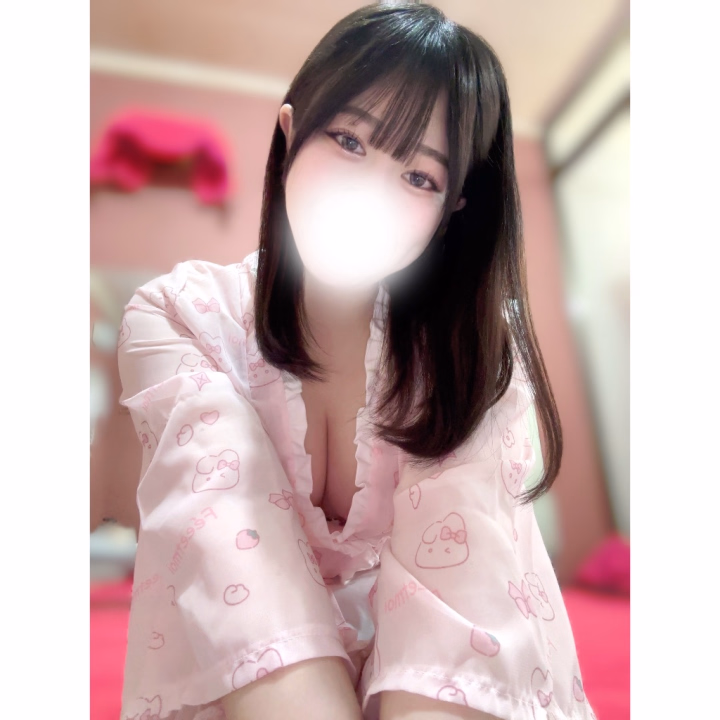 「おやすみない🌙」


今日は小名浜着いてから、
ちょっと海の方散歩してきたよ🌊
久しぶりに海見て癒されてました🩵笑

明日から5日間 一緒にいれるの
めっちゃ楽しみだな〜՞っ ̫ ⊂՞