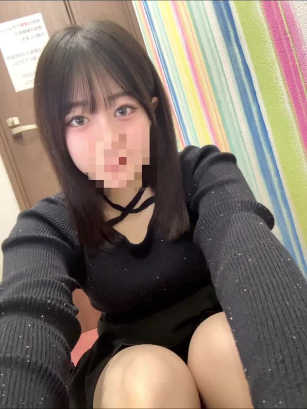 『おはよう〜！』

おはようございます まみです♡



1日目！
お兄さんに会うための準備中です💄

今日は祝日だから…
まみのこといつも見てくれてるお兄さんと会えるの楽しみにしてます🎵