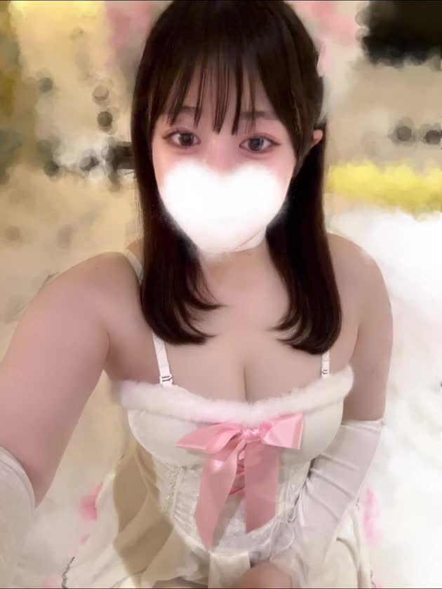 『待ちきれない🥧』


1ヶ月ぶりにお兄さんに会えるの
すごく楽しみで待ちきれない🥲
まみのおっぱい…
早く触ってもらいたいな♡
お兄さんの温かい手で、優しく撫でてくれたら嬉しいです///