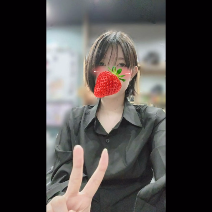こんばんわ！

たまごです🥚 '-' 🥚
今日もお疲れ様でした！
来てくれた新規さん、本指さんありがとうございました！！
楽しかったよ～> < ♡
また来てね！次は5日の9時~19時になります！お時間合う方お待ちしてます(*..)”