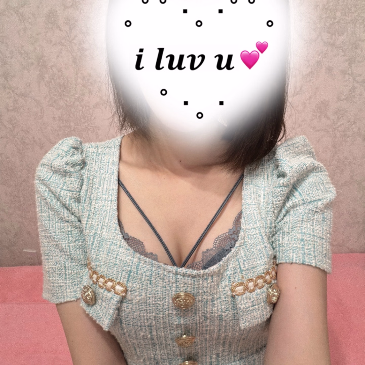 おはようございます😊☀️
いいお天気ですね～～

8時～16時で出勤してます❣️

本日たくさんご予約頂いてて嬉しいです😌💗お兄さん方に会えるの楽しみにしてます！😻

よろしくお願いします🌟

あとは13時からの50分だけ空いてますჱ̒ ᴖ⩊ᴖ ）‪ ‪ほぼ満員御礼です！ありがとうございます😍