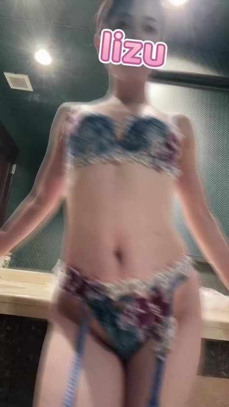 こんばんは🌙
昨日・今日と冷えましたね💦

今日はくしゃみが止まらず😖💨
花粉症なので辛い時期です(´；ω；｀)

皆様も対策バッチリとお過ごし下さいませ🤧


りず

https://lit.link/f483de0f-6d17-49cb-8e12-968c7918bdcd