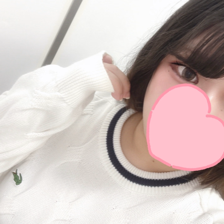 出勤してます🫶

花粉で目が充血しちゃってコンタクトがつけられなくなっちゃった(；；)
みんなも花粉気をつけてね🥺

今日は17時までいます🍀*゜