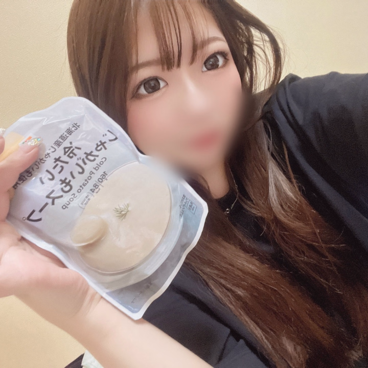 おはようございます最終日🎶

本日3名の本指名さまで完売🈵です♡
長い時間ありがとう❣️

さいご、頑張るぞうううう🔥