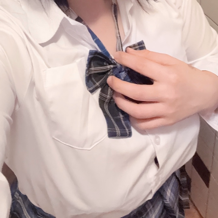 まおです❣️

もうお昼ですね~🙂‍↕️
お腹すいたあ

皆さんは何食べましたか？