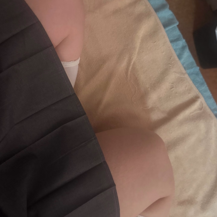 制服なんて普段着ないから慣れないね😇

制服かわいいよ~❣️

まだまだ待ってます❣️