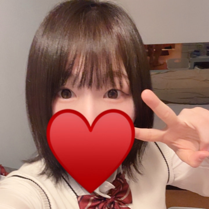 まおです❣️

もう夜だ！！！

外寒いかな😇

まだ居ます❣️
