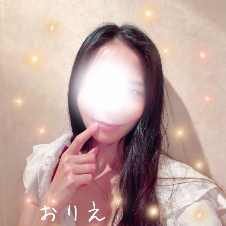 こんばんは🌉
しばらくお休み期間に入ります😣


また元気な姿で皆さんの前に登場しますのでお待ちくださいね🤗💓

くだらないVlogを更新🆙していきますね🤭





おりえ
