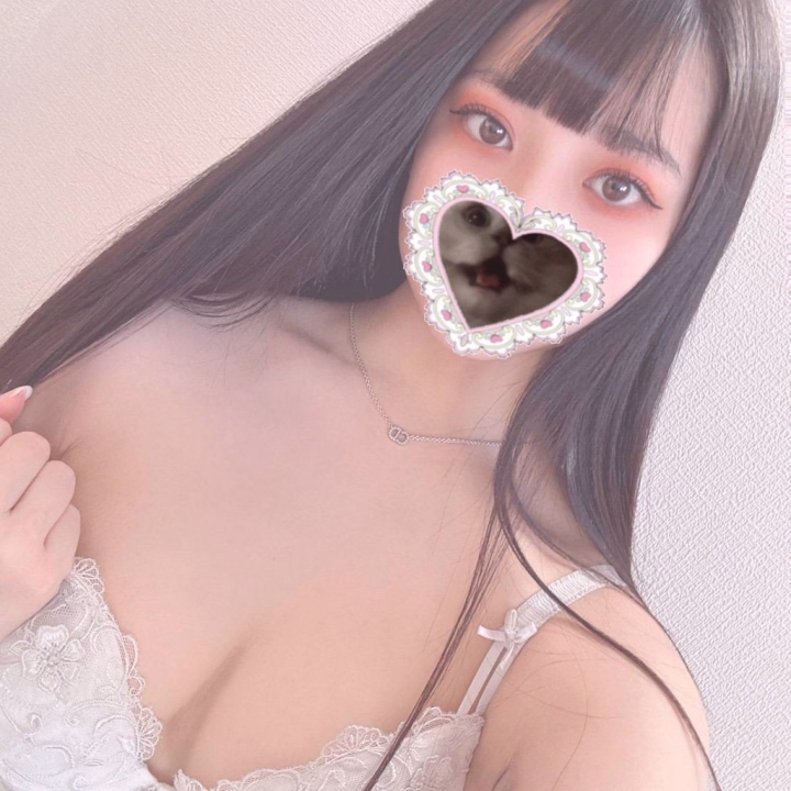 今回の出勤なんですが、、
もお今日合わせて残り2日になりました
え、早すぎるよ😢
あっとゆう間すぎる
少しでもゆりのこと気になってるお兄さん
遊びに来てね💕︎


ゆり🪽