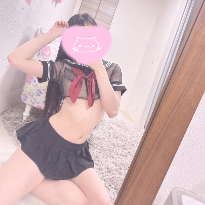 今日あと少しで終わりだよ、、
お仕事終わりに遊びに来てね
疲れなんか吹き飛ばましてあげる😎
最後までエッチエッチなゆりです


ゆり🪽