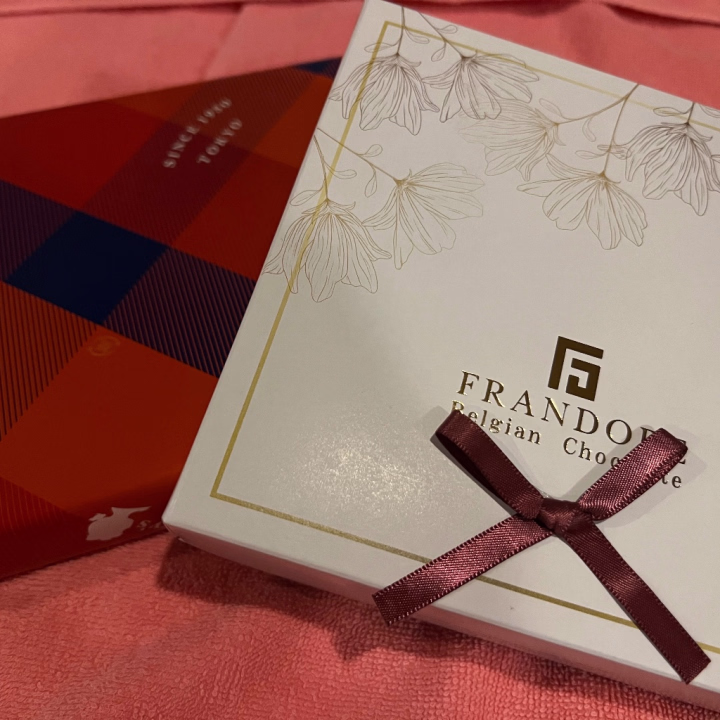 バレンタインのお返し貰った🤩

ありがとう😊😊

これからも仲良くしてね🤝