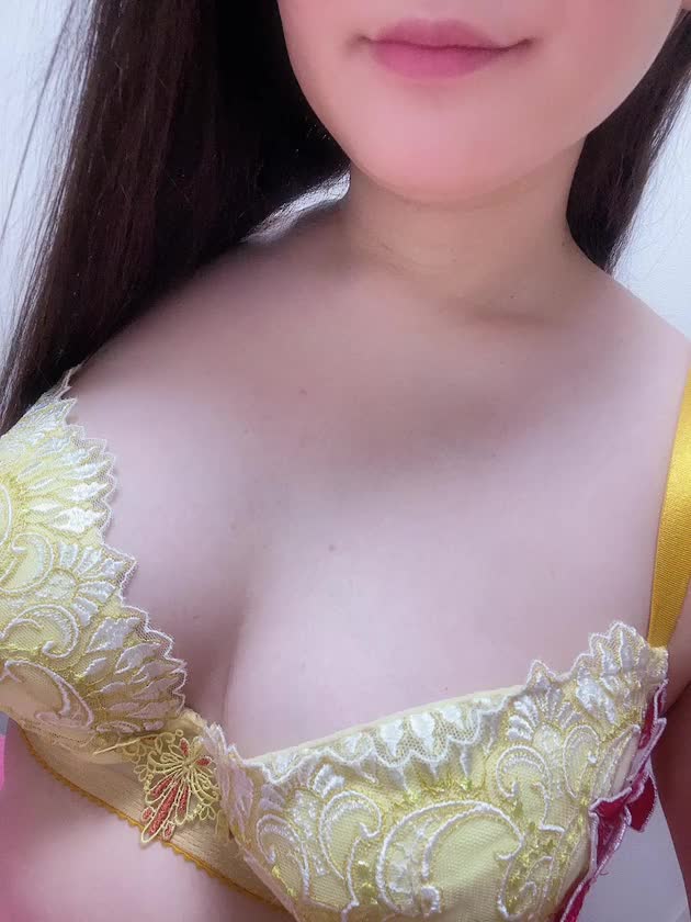 もみもみ動画🤗
もみもみたくさんされたいなー

夕方までのお時間遊びに来てくれてありがとうございました🤍
最近札幌店行ったことあるって方の来店も多いような
旅行やお仕事から帰ってきて土浦にも遊びに来てくれてありがとう
またマットで気持ちよくなってくれてよかった
最近ハピマにハマってくれた方やお仕事早く終わった方だったり
今日も楽しい(*´︶`*)ﾉ

ラストまでまだまだ待ってるね(´▽`)ﾉ
(ともみは札幌店は出てないです)