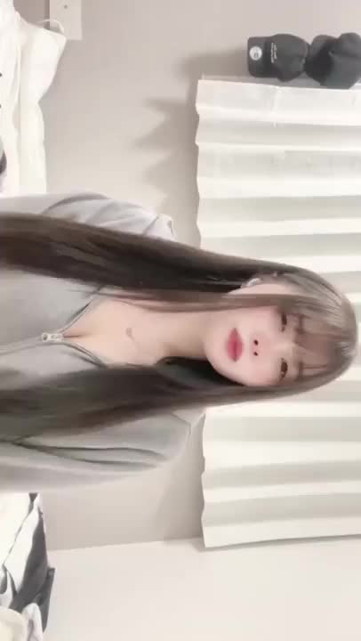 なつきは
なつきだけって言ってくれる人が好き♡

なつき🧡