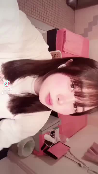 そういえばハンターハンターの
ウェブくじ引いたけど

キルアのアクスタ当たらなくてかなちいたん🥺

缶バッチ出たから
まぁいいと思いたい🥺

なつき🧡