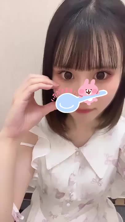 ゆな動画撮るの苦手だから研究していかないと🙀💧‬

お兄さんはどんな動画だと嬉しい？？

教えてーーー🥺💭