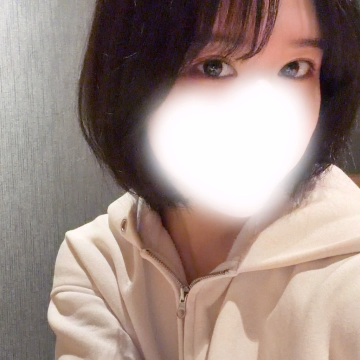 本日９時から出勤です！
よろしくお願い致します🙇‍♀️