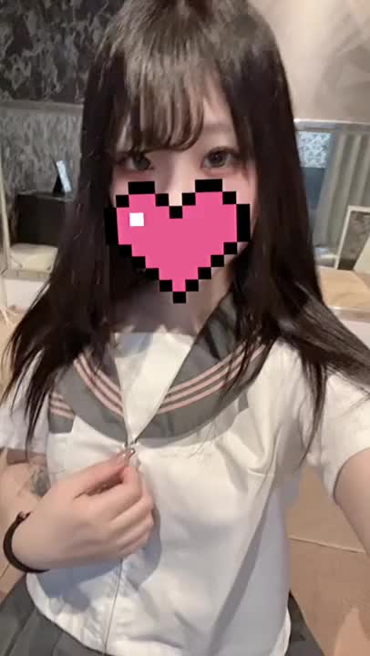 お兄さんの好きな下着の色なにかな？
らいちは赤、黒、紫とか買いがちだから
今度は可愛い下着買おうと思うの！🧸𖤐⡱

ピンクとか白とか水色とか🍒*˖°

お兄さんの好きな下着の色教えてー？