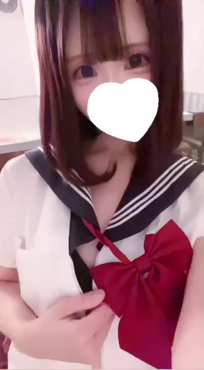 制服OPでセーラー服着た🎀
制服って可愛いし
お兄さんは背徳感あるよね🩷？？