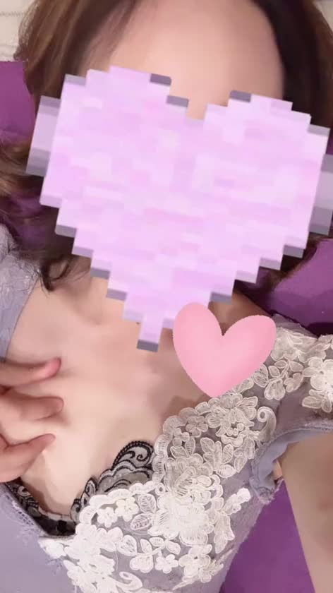 お兄さんの大きな手で
つきのおっぱい
鷲掴みして欲しいな🥹🩵

たーーーくさんつきのこと
気持ちよくして？？💕