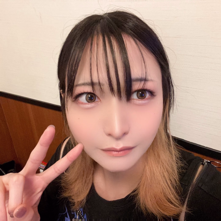 るいです(๑˃̵ᴗ˂̵)

今日も元気に出勤してるよ❣️

なんかムラムラおさまらないし、めちゃくちゃ甘えたい気分なのでたっぷり可愛がってほしいなぁ🫣💕

るいといちゃらぶえちえちしたいお兄さん待ってるね💜