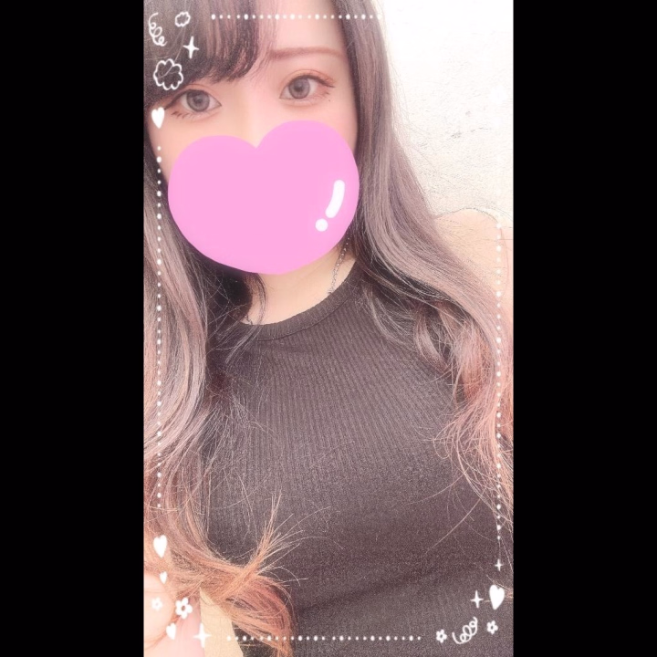 出勤したよー！！

三連休最終日！待ってるね〜(❁´ω`❁)