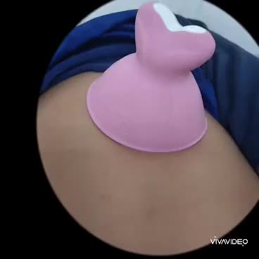 わざわざ乳首いじめるおもちゃを旅先で買ってきたらしい。
そりゃあもうありがたく使うよね😌