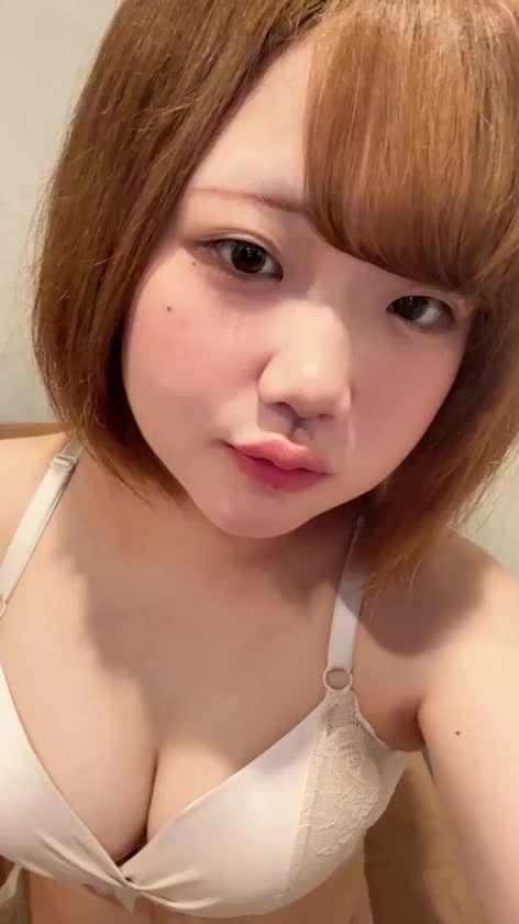 ゆきのです❄️

会ったことあるお兄様たちはもう知ってると思いますが、実は舌ピが付いてます🥹

舌ピがあることで、またいつもと違うキスが楽しめると思います💖

舌ピが苦手なお兄様は、伝えてくださればその場で外すので遠慮なくおっしゃってください🙂‍↕️🌟