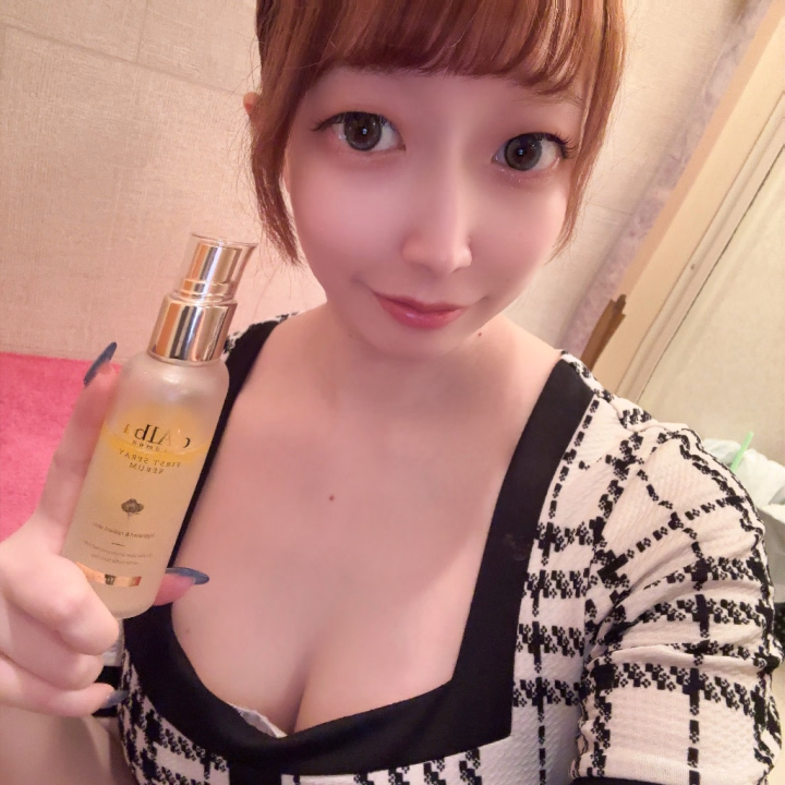 おはようございます！
土浦出現4日目！元気に出勤してます！

スタートから本指名様♡
出張前に寄ってくれてありがとう💕
いつもびくびく気持ちよさそうにする反応の良さ好き過ぎてついいじめちゃう///
新幹線でいたずらする想像が捗るね！笑
気をつけて行ってらっしゃい👋

写真は最近愛用してる保湿ミスト📸