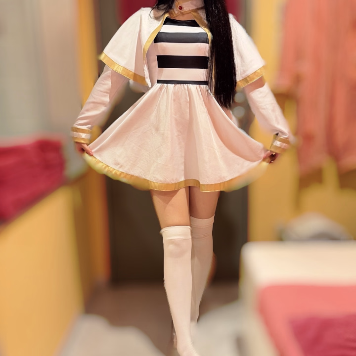 念願のフリーレン様着れたー❕

フリーレン大好きだから、お兄さんもぜひ見てほしい🤭💘💘

以外に可愛い見た目してるのに1000年以上生きてるエルフなんだよー🧝🏻‍♀️🪄︎︎

中々面白いから見てほしい❕

フリーレンきれただけで今日はテンション上がってきたー🫪🫯

この後も24時まで出勤してるので、会いに来てくれるお兄さんお待ちしてます🤍🤍