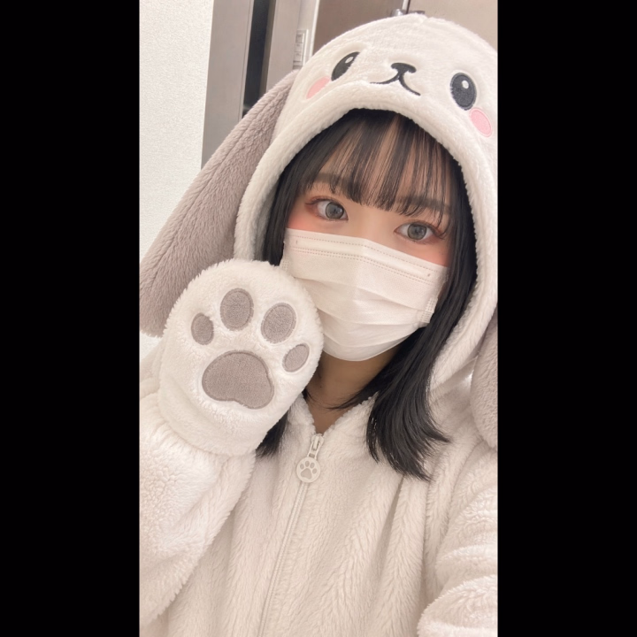 出勤してます！！

23じまでいるので
ぜひ遊びに来てね💕︎

ご予約ご来店お待ちしております🫶