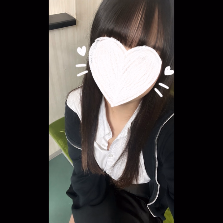 出勤しました！！

22じまで出勤です☺️

ぜひ遊びに来てね💕︎

ご予約ご来店お待ちしております🫶