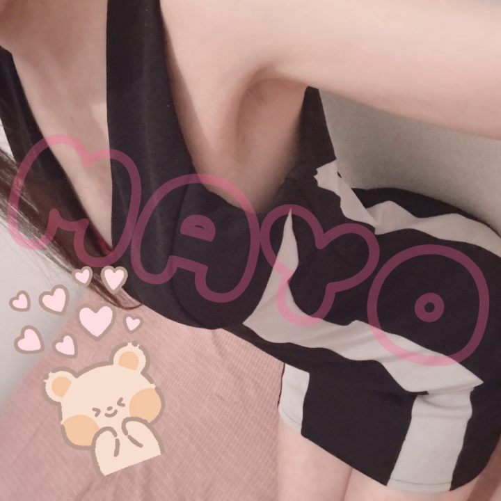 お店つきました🙌💕

ラストまでいまーすっ！！！

外は雨が降ってるけど会いに来てくれたら嬉しいなぁ🥰
欲求不満だよ🥹💕