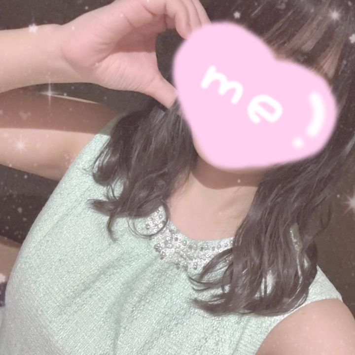 到着したよ〜🤍

今日はここからラストまで、明日は7時から15時までです！

たくさんの出会いと再会を期待して🌸



さえか