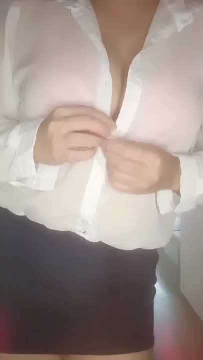 お久しぶりになってしまった(泣)
また今日からお願いします♡
明日は感謝祭だから今日はグリーン車でぬくぬくイチャイチャしようねー♡22時まで宜しくお願いします♡
いつも動画視聴ありがとうございます(⁠´⁠∩⁠｡⁠•⁠ ⁠ᵕ⁠ ⁠•⁠｡⁠∩⁠`⁠)気になったらフォローいいねお願いします♡