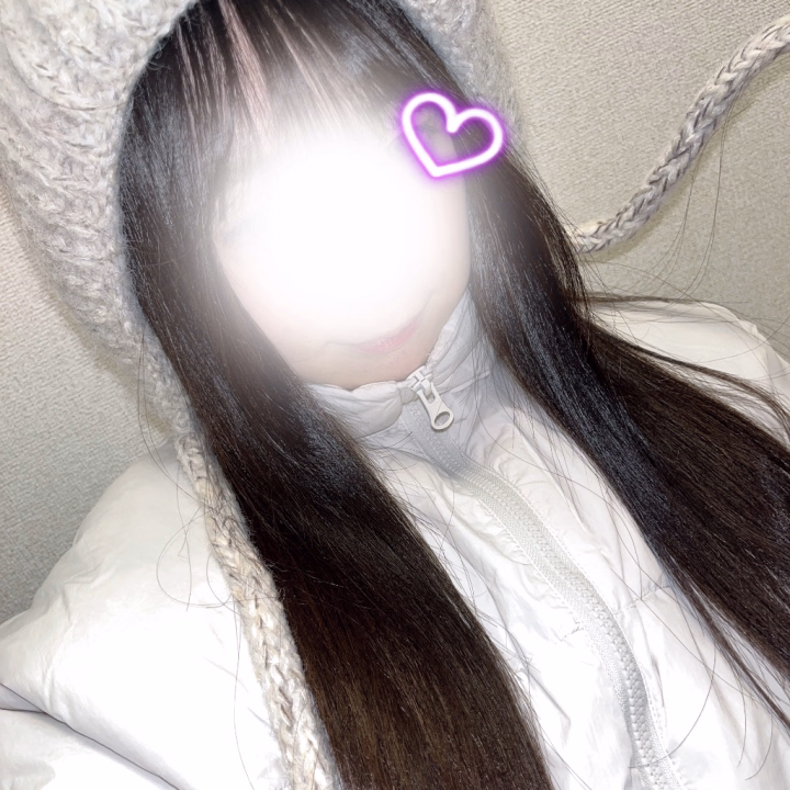 最近花粉がヤバい〜😭

来週はずっと楽しみにしていた場所に行ってくるよ〜✈️💖
写真待っててね〜😍