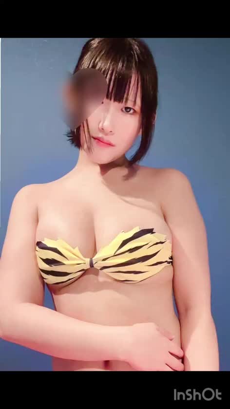 オコンニチハ⚡️

ダーリン台風だっちゃ⚡️
こんな天気の日はラムちゃんを着るに限るね✌️
るーみっくせんせの絵柄はほんとかわいいよね☺️

てな訳で❣️遅れちゃったけど昨日のお礼ですっ💘

👅昨日来てくれたSくんへ👅
私のおまかせプランでｴﾁﾁさせてくれる懐のひろ〜いお兄さまがネットを経て現実で邂逅❣️
お気に入りのA⭕️女優さんに似てるからことりのこと選んでくれたんだって〜びっくり😳
ぷ、プロのお嬢様に似てるですって⁉️
やだ〜も〜なんか照れちゃう🙈
姫カードも交換できて良かったよ〜☺️
また水戸で会おうね✌️

🖼️創作歴はほぼ同期❣️S先生へ🧑‍🏫
このすばのあ◯あChangでお出迎え〜💧しながらお部屋に入って数分もしないうちに絵描きさんだということが発覚😳
お互い紙面編集で使うクリスタやフォトショのこととか、同人イベントよもやま話で盛り上がったね〜✒️💘
夏コミ当落発表はこんしゅうだからね〜S先生当たりますようにって祈らせていただくずぇ🙏
くすぐりフェチだってことで、もう思う存分すみずみまでくすぐらせてもらいましたﾝ👅