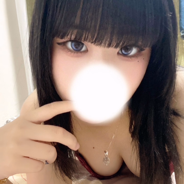今日からお仕事のおにいさんも多いかなぁ？🐰💭✨️
今日も頑張ってきてね💕︎

もしムラついたら、
なぎさと気持ちイイ時間過ごさない？🫶🏻

職場でオナっちゃうような変態さんは流石にいないかなぁ？❤️///
一人でするより二人でしよっ🔞💗